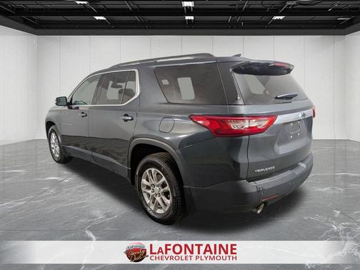 Graphite Metallic 2020 Chevrolet Traverse LT Leather