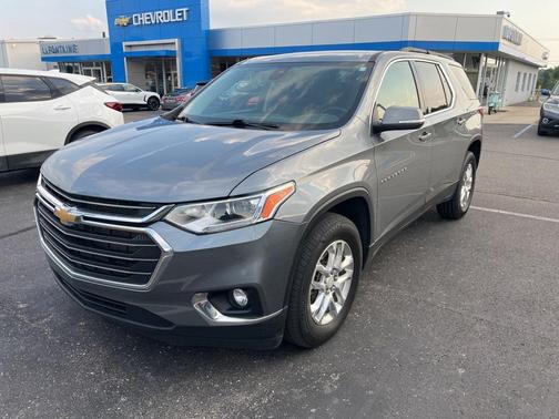 2021 Chevrolet Traverse LT Cloth