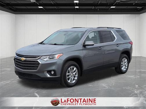 2021 Chevrolet Traverse LT Cloth