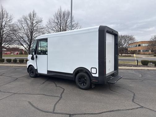 2025 Chevrolet BrightDrop 400 