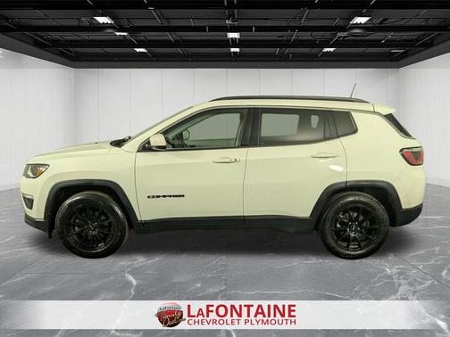 White Clearcoat 2018 Jeep Compass Latitude