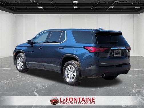 2023 Chevrolet Traverse LS