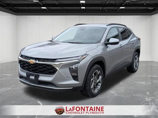 Sterling Gray Metallic 2025 Chevrolet Trax LT