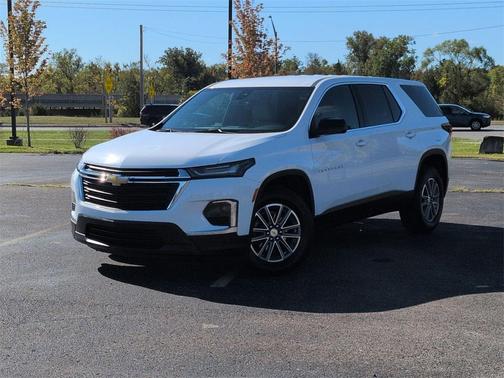2023 Chevrolet Traverse LS