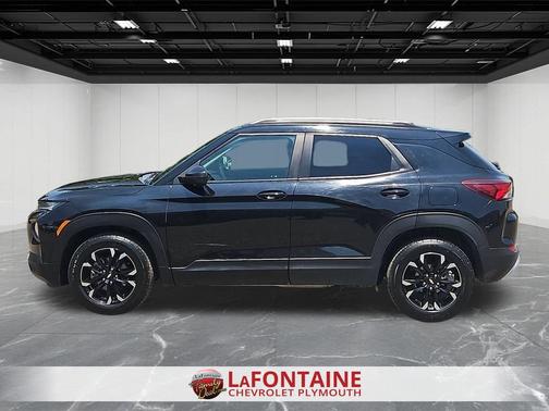 Mosaic Black Metallic 2023 Chevrolet Trailblazer LT