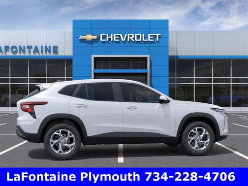 2025 Chevrolet Trax LS