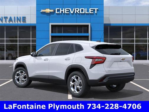 2025 Chevrolet Trax LS