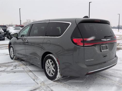 2025 Chrysler Pacifica L