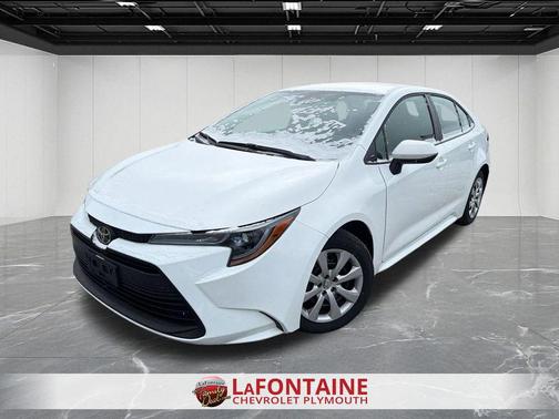 Ice Cap 2025 Toyota Corolla LE