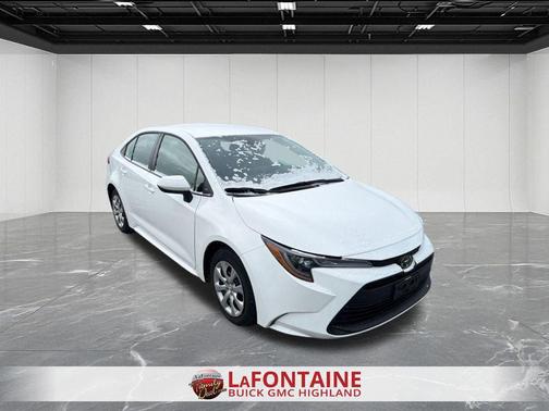 2025 Toyota Corolla LE