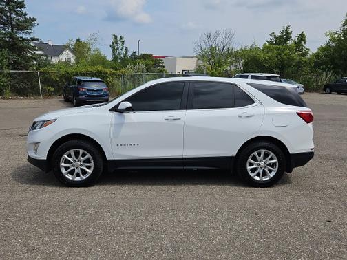 Summit White 2020 Chevrolet Equinox LT