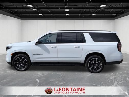 2023 Chevrolet Suburban RST