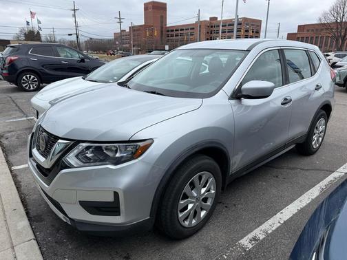 2018 Nissan Rogue S