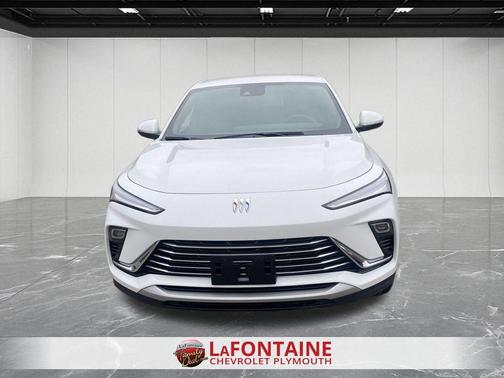 Summit White 2025 Buick Envista Preferred FWD