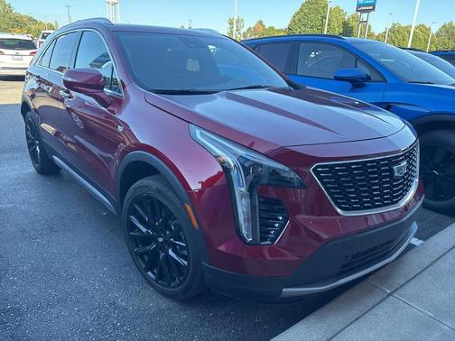 2023 Cadillac XT4 Premium Luxury