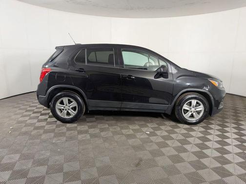 Black Metallic 2020 Chevrolet Trax LS