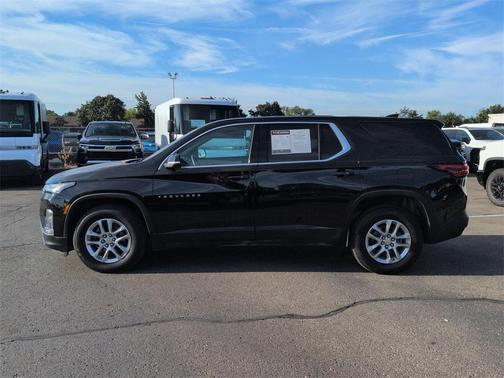 2023 Chevrolet Traverse LS