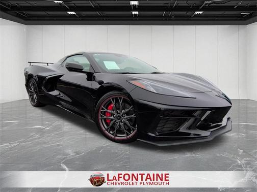 2025 Chevrolet Corvette Stingray w/3LT