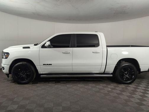 Bright White Clearcoat 2020 RAM 1500 Big Horn/Lone Star