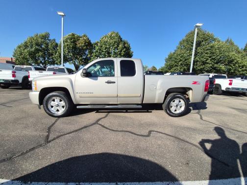 Sterling Gray Metallic 2025 Chevrolet Silverado 1500 RST