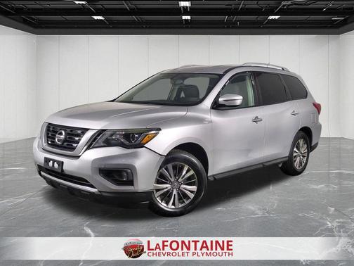 2018 Nissan Pathfinder SV