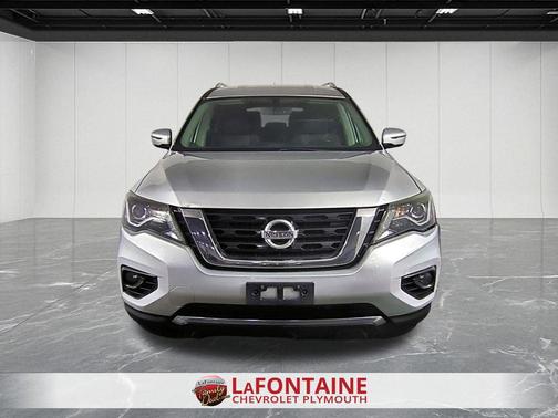2018 Nissan Pathfinder SV