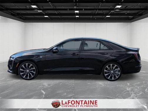2023 Cadillac CT4 Sport