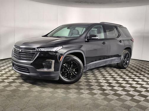 2022 Chevrolet Traverse LT Leather
