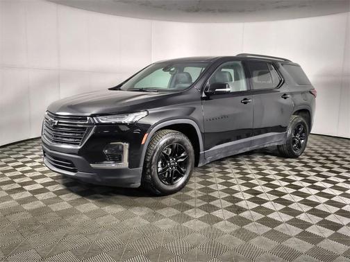 2022 Chevrolet Traverse LT Leather