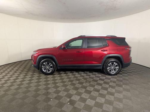 Radiant Red Tintcoat 2025 Chevrolet Equinox 1LT