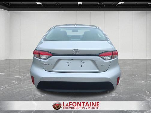 Classic Silver Metallic 2025 Toyota Corolla LE