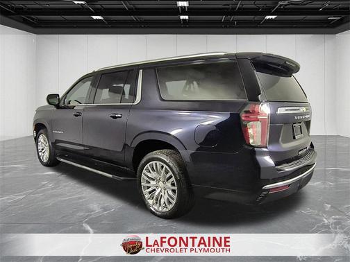 2023 Chevrolet Suburban LT