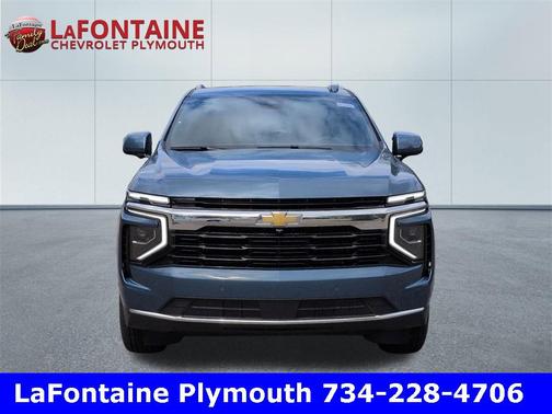 2025 Chevrolet Suburban LS