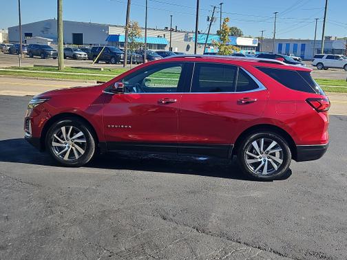 Radiant Red Tintcoat 2024 Chevrolet Equinox Premier