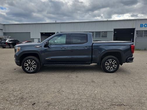 Dark Sky Metallic 2021 GMC Sierra 1500 AT4