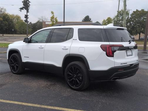 2023 GMC Acadia AWD SLE