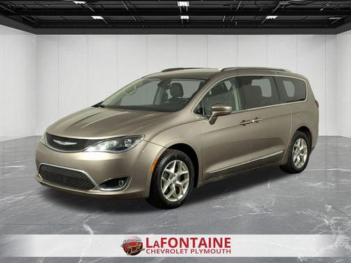 Molten Silver 2017 Chrysler Pacifica Touring-L