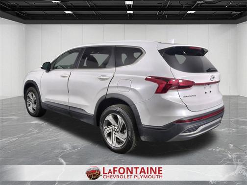 2021 Hyundai SANTA FE SE