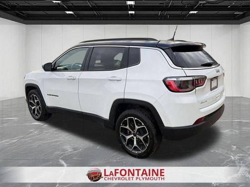 Bright White Clearcoat 2025 Jeep Compass Limited