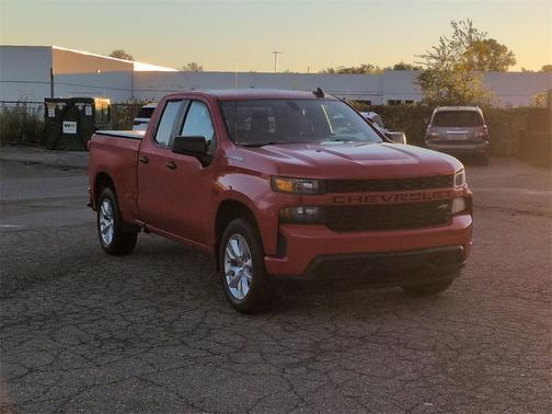 2020 Chevrolet Silverado 1500 Custom