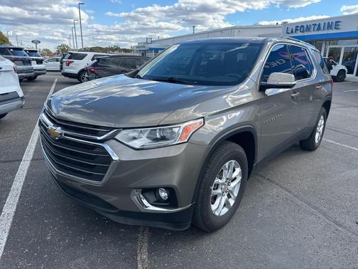 2020 Chevrolet Traverse LT Cloth