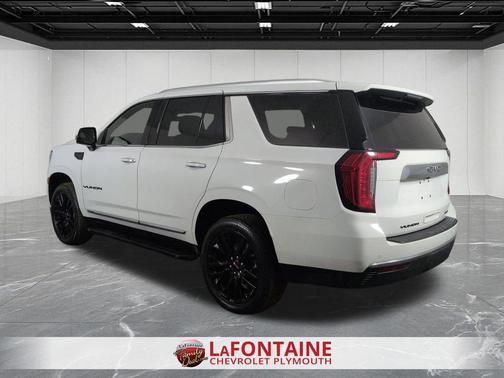 Summit White 2023 GMC Yukon SLT