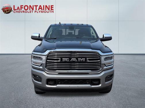 2022 RAM 2500 Laramie Crew Cab 4x4 6'4' Box