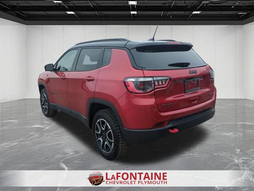 2025 Jeep Compass Trailhawk