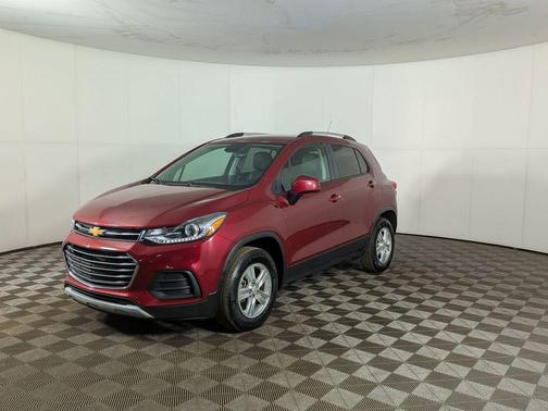 Crimson Metallic 2021 Chevrolet Trax LT
