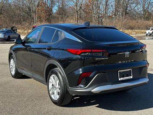 2025 Buick Envista Preferred FWD