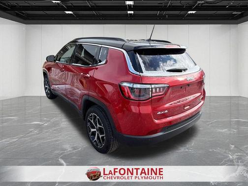 Red Hot Pearlcoat 2025 Jeep Compass Limited
