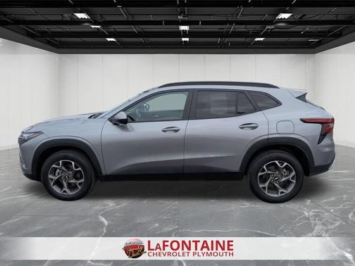 Sterling Gray Metallic 2025 Chevrolet Trax LT