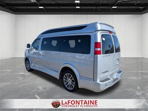 2025 Chevrolet Express 2500 RWD 2500 Regular Wheelbase WT