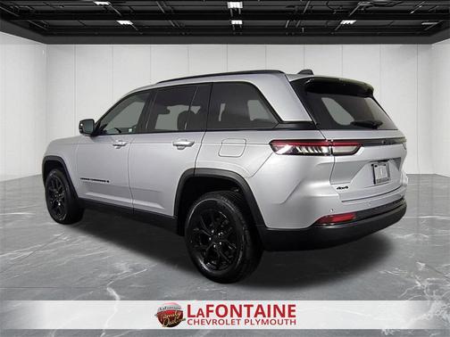 2024 Jeep Grand Cherokee Altitude